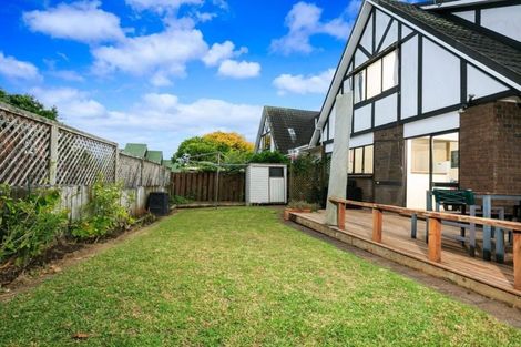 Photo of property in 1/16a Sunnynook Road, Sunnynook, Auckland, 0620