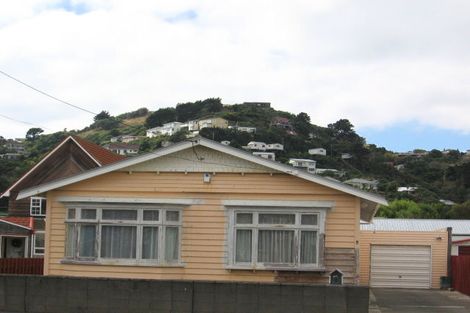 Photo of property in 8 Aparima Avenue, Miramar, Wellington, 6022