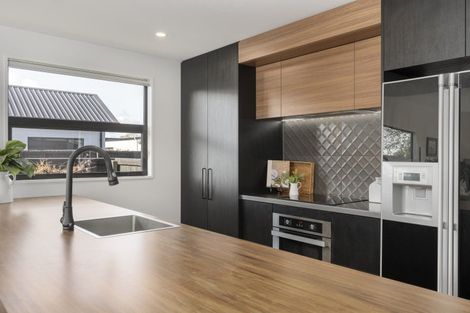 Photo of property in 9 Styxspring Lane, Harewood, Christchurch, 8051