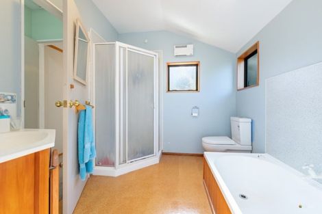 Photo of property in 128 Motuhara Road, Plimmerton, Porirua, 5026