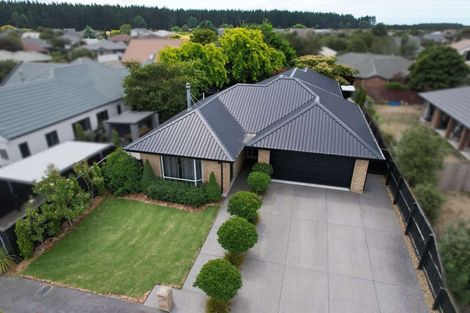 Photo of property in 33 Broadhaven Avenue, Parklands, Christchurch, 8083