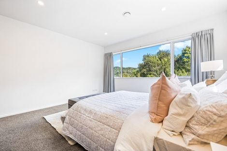 Photo of property in 28 Shah Place, Glen Eden, Auckland, 0602