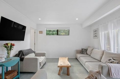 Photo of property in 60 Athenree Road, Athenree, Katikati, 3177