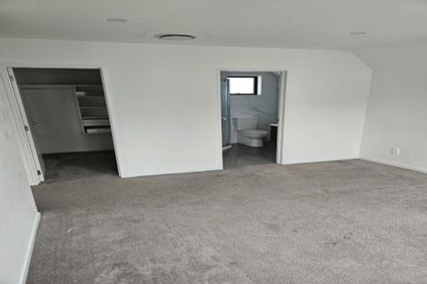 Photo of property in 9 Kaweka Street, New Lynn, Auckland, 0600