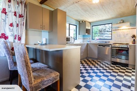 Photo of property in 26 Mackinnon Terrace, Sunshine Bay, Queenstown, 9300