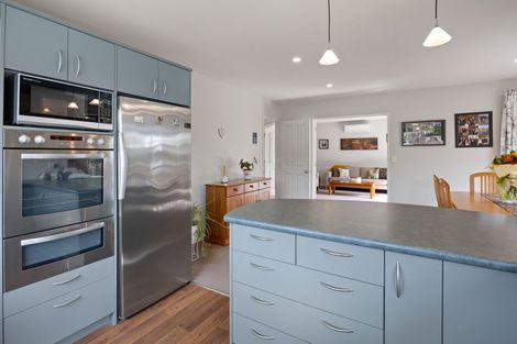 Photo of property in 61 Grimseys Road, Redwood, Christchurch, 8051