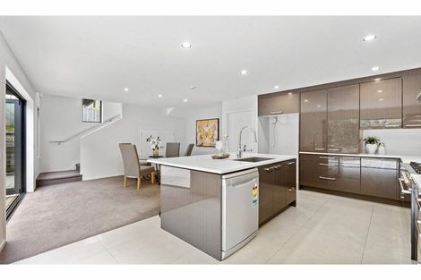 Photo of property in 21 Mariners View Road, Beach Haven, Auckland, 0626
