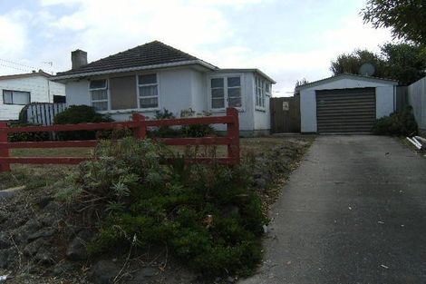 Photo of property in 24 Pacific Road, North New Brighton, Christchurch, 8083