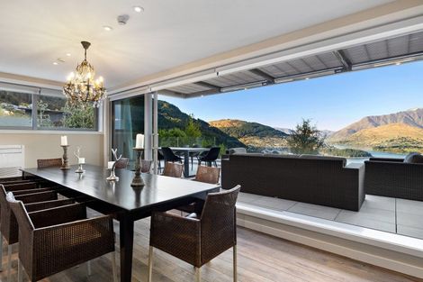 Photo of property in 6 Lordens Place, Fernhill, Queenstown, 9300