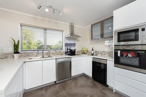 Photo of property in 12 Takahe Place, Matua, Tauranga, 3110