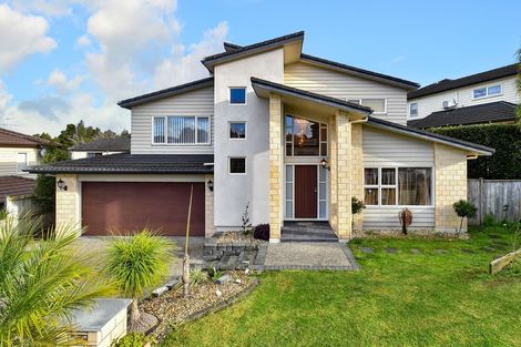 Photo of property in 29 Seresin Crescent, Flat Bush, Auckland, 2016