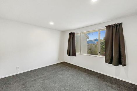 Photo of property in 3/2 Broadbent Street, Riccarton, Christchurch, 8041