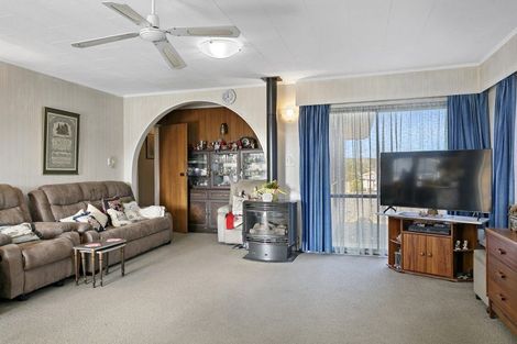Photo of property in 15 Glengarry Place, Hilltop, Taupo, 3330