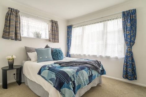 Photo of property in 22 Findlay Street, Tawa, Wellington, 5028