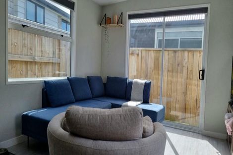 Photo of property in 1 Chain Place, Papamoa, 3118