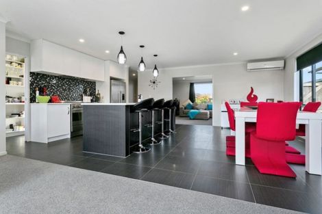 Photo of property in 34 Tulip Drive, Cambridge, 3434