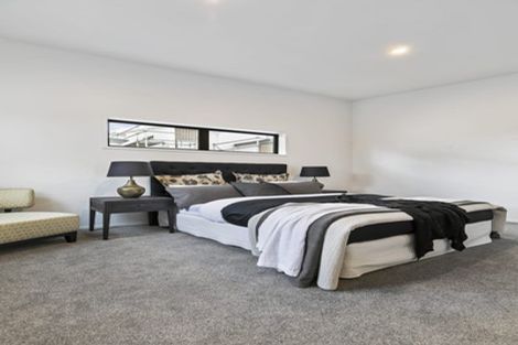 Photo of property in 14c Ropata Avenue, Point England, Auckland, 1072