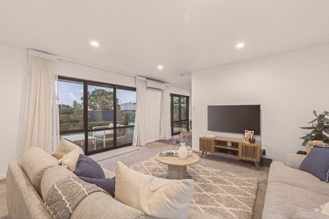 Photo of property in 87 Beachville Road, Redcliffs, Christchurch, 8081