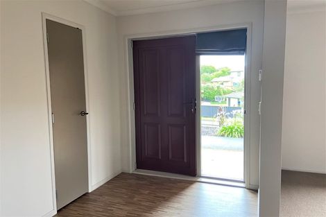 Photo of property in 4 Montrose Place, Highlands Park, New Plymouth, 4312