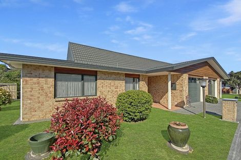 Photo of property in Redwood Village, 31/42 Main Road, Tawa, Wellington, 5028