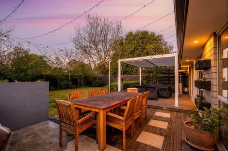 Photo of property in 16 Flaxgrove Place, Parklands, Christchurch, 8083
