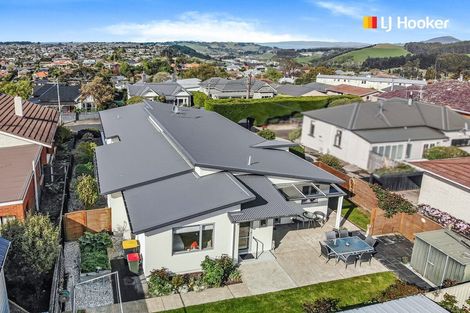 Photo of property in 34 Carnarvon Street, Belleknowes, Dunedin, 9011