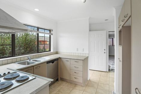 Photo of property in 329 Mahia Road, Weymouth, Auckland, 2103