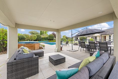 Photo of property in 503 Grasslands Drive, Cambridge, 3493