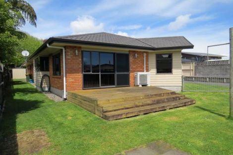 Photo of property in 15a Marchant Place, Westown, New Plymouth, 4310