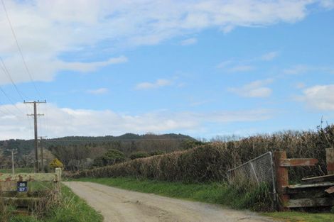 Photo of property in 55 Gleeson Road, Manakau, Levin, 5573