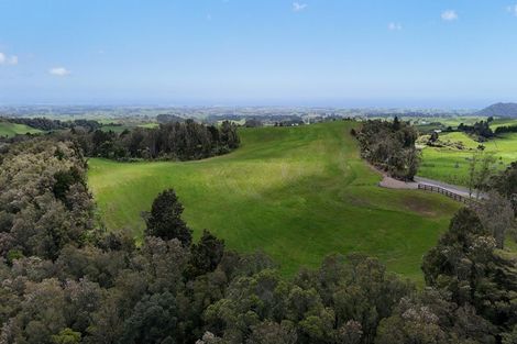 Photo of property in 730 Upper Pitone Road, Pitone, New Plymouth, 4374