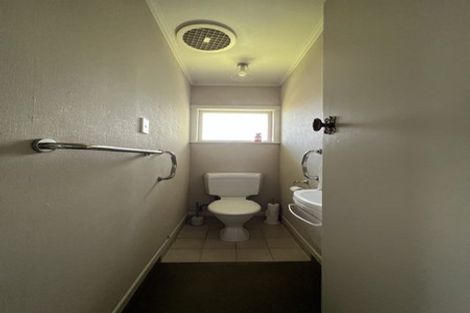 Photo of property in 9 Lynwood Place, Chedworth, Hamilton, 3210