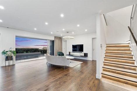 Photo of property in 27 Bearing Parade, Long Bay, Auckland, 0630