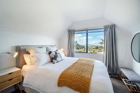 Photo of property in 3/211 Onewa Road, Birkenhead, Auckland, 0626