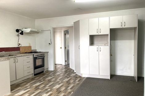 Photo of property in 36 Madigan Place, Glendene, Auckland, 0602