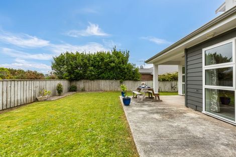 Photo of property in 31 Aspiring Terrace, Aotea, Porirua, 5024