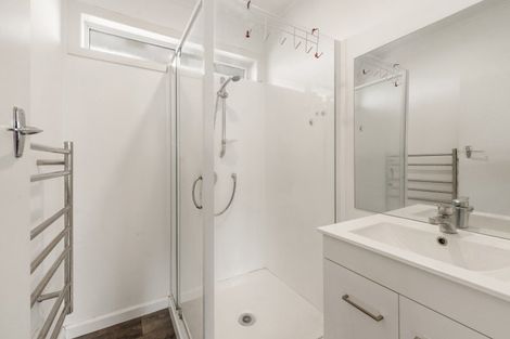 Photo of property in 11a Fox Place, Cloverlea, Palmerston North, 4412