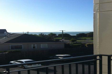 Photo of property in Admiralty Courts, 5/42 Marriner Street, Sumner, Christchurch, 8081