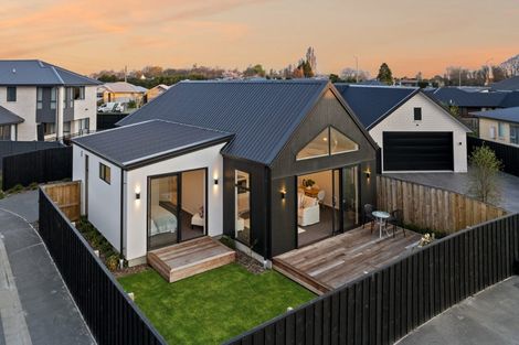 Photo of property in 1/1 Hebe Lane, Northwood, Christchurch, 8051