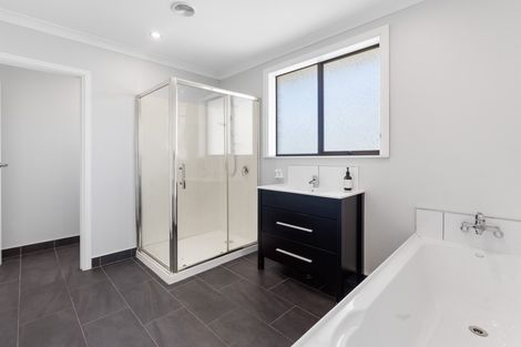 Photo of property in 20 Lynas Street, Outram, 9019