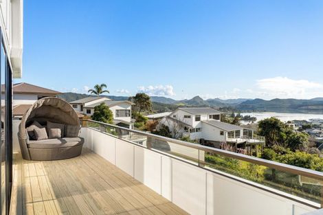 Photo of property in 150 Tirohanga Drive, Whangamata, 3620