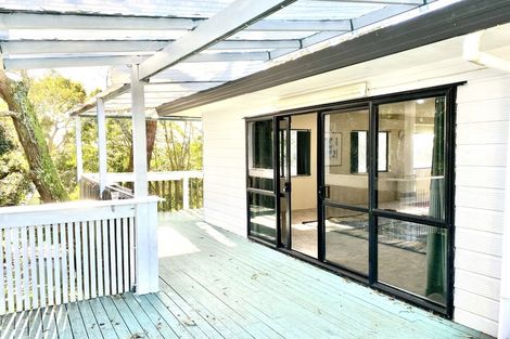 Photo of property in 18 Lanham Lane, Massey, Auckland, 0614