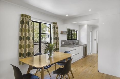 Photo of property in 15 Marendellas Drive, Bucklands Beach, Auckland, 2014