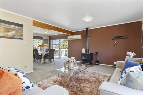 Photo of property in 2/16 Fernbird Place, Massey, Auckland, 0614