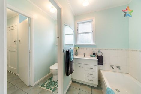 Photo of property in 1 Delaney Drive, Stokes Valley, Lower Hutt, 5019