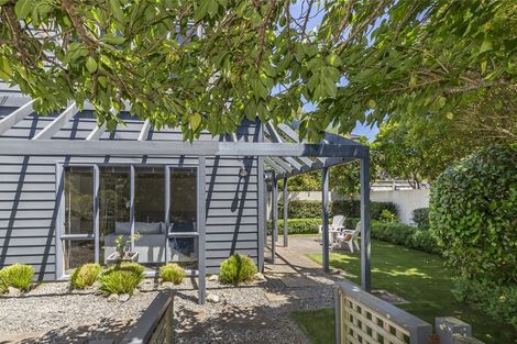 Photo of property in 18 Ellwood Place, Churton Park, Wellington, 6037