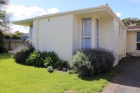 Photo of property in 23 Matai Street, Waiuku, 2123