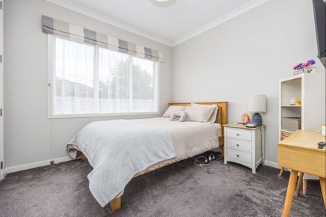 Photo of property in 76 Madison Terrace, Silverdale, 0932