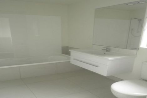 Photo of property in 9 Lomas Way, Albany, Auckland, 0632
