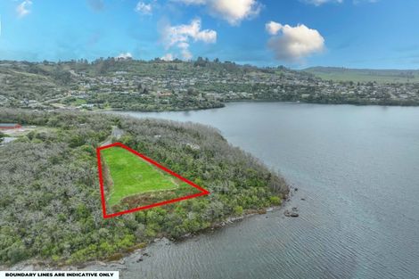 Photo of property in 43 Parawera Drive, Acacia Bay, Taupo, 3330